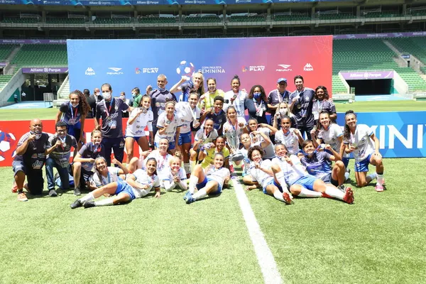 Palmeiras ve Sao Jose. 7 Kasım 2021, Sao Paulo, Brezilya: 7 Kasım Pazar günü Sao Paulo 'daki Allianz Parque Stadyumu' nda düzenlenen Paulista Kadınlar Futbol Kupası finali için geçerli olan Palmeiras ile Sao Jose arasındaki futbol maçı)