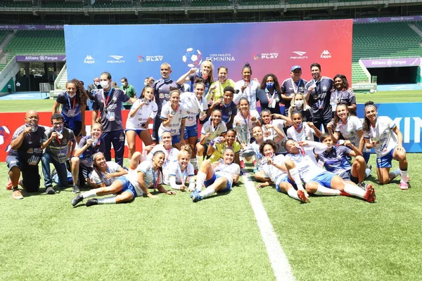 Palmeiras ve Sao Jose. 7 Kasım 2021, Sao Paulo, Brezilya: 7 Kasım Pazar günü Sao Paulo 'daki Allianz Parque Stadyumu' nda düzenlenen Paulista Kadınlar Futbol Kupası finali için geçerli olan Palmeiras ile Sao Jose arasındaki futbol maçı)