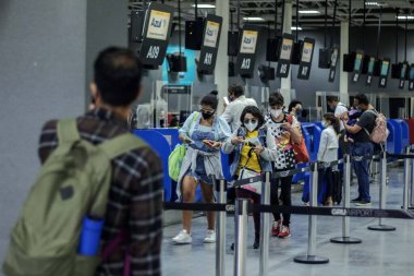 Guarulhos Uluslararası Havaalanı 'nın Terminal 1' i yeniden açıldı. 9 Kasım 2021, Guarulhos, Sao Paulo, Brezilya: Sao Paulo Uluslararası Havalimanı 'nın Guarulhos' taki Terminal 1 manzarası, Salı günü yeniden açıldı.