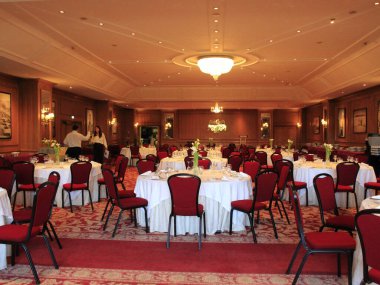 Lizbon 'daki Brezilya Eyaletleri ve Belediyeleri Sözleşmesi' nin Kapanışı. 13 Kasım 2021, Lizbon, Portekiz: Brezilya Ülkeleri ve Belediyeleri Sözleşmesi 'nin kapanışı, şarkıcı Carla Carla' nın feijoada ve müzik katılımlarıyla gerçekleşti.