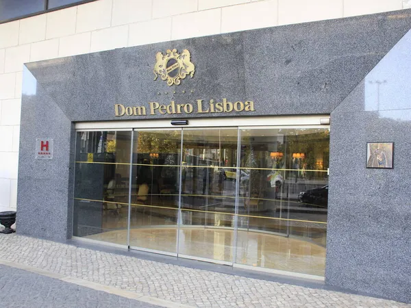 Lizbon 'daki Brezilya Eyaletleri ve Belediyeleri Sözleşmesi' nin Kapanışı. 13 Kasım 2021, Lizbon, Portekiz: Brezilya Ülkeleri ve Belediyeleri Sözleşmesi 'nin kapanışı, şarkıcı Carla Carla' nın feijoada ve müzik katılımlarıyla gerçekleşti.