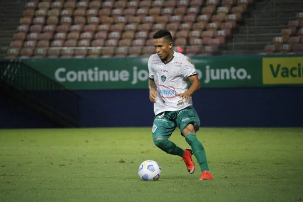 Yeşil Kupa Çeyrek finali: Manaus ve Remo: 12 Kasım 2021, Manaus, Amazonas, Brezilya: Manaus ve Remo arasında 12 Kasım Cuma günü Manaus 'taki Arena da Amazania stadyumunda oynanan Green Cup Soccer çeyrek finalleri için oynanan futbol maçı).