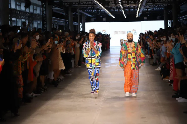 SPFW N52: Sankofa Geçidi: Meninos Rei projesi SS 22 koleksiyonu. 18 Kasım 2021, Sao Paulo, Brezilya: SPFW N52: Sankofa Geçidi: Meninos Rei projesi SS 22 koleksiyonu SPFW N52 'nin üçüncü gününde (Sao Paulo Moda Haftası)
