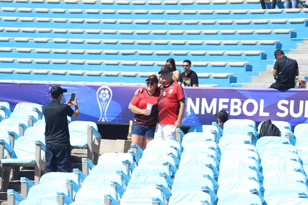 Copa Sudamericana Finalleri Athletico Paranaense Red Bull Bragantino Taraftarlar Montevideo — Stok fotoğraf