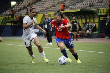 Uluslararası Kadınlar Futbol Turnuvası: Şili ve Venezuela. 25 Kasım 2021, Manaus, Amazonas, Brezilya: Uluslararası Kadınlar Futbol Turnuvası 'nın açılışı için geçerli olan Şili ve Venezuela milli takımı arasındaki futbol maçı