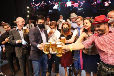 4. Sao Paulo Ekim Festivali 2021 'in resmi açılışı. 25 Kasım 2021, Sao Paulo, Brezilya: Sao Paulo Belediye Başkanı Ricardo Nunes, Sao Paulo Ekim Festivali 'nin 4.