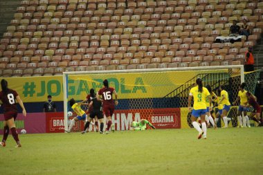 Uluslararası Kadınlar Futbol Turnuvası: Brezilya ve Venezuela. 28 Kasım 2021, Manaus, Amazonas, Brezilya: Brezilya ile Venezuela arasındaki futbol maçı Arena da Amazonia Stadyumu 'nda düzenlenen 2021 Uluslararası Kadınlar Futbol Turnuvası için geçerlidir.