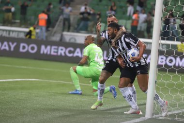 Brezilya Futbol Şampiyonası: Gremio ve Flamengo. 23 Kasım 2021, Porto Alegre, Brezilya: Rene, Flamengo 'dan, Porto Alegre' deki Arena do Gremio 'da düzenlenen Brezilya Futbol Şampiyonası' nın 2. turunun rötarlı maçı sırasında takım