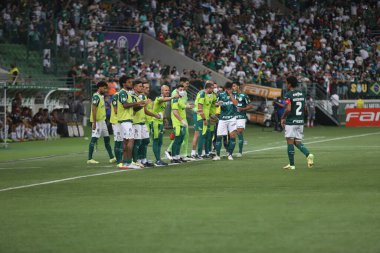 Brezilya Futbol Şampiyonası: Gremio ve Flamengo. 23 Kasım 2021, Porto Alegre, Brezilya: Rene, Flamengo 'dan, Porto Alegre' deki Arena do Gremio 'da düzenlenen Brezilya Futbol Şampiyonası' nın 2. turunun rötarlı maçı sırasında takım