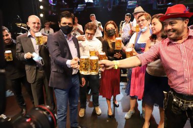 4. Sao Paulo Ekim Festivali 2021 'in resmi açılışı. 25 Kasım 2021, Sao Paulo, Brezilya: Sao Paulo Belediye Başkanı Ricardo Nunes, Sao Paulo Ekim Festivali 'nin 4.