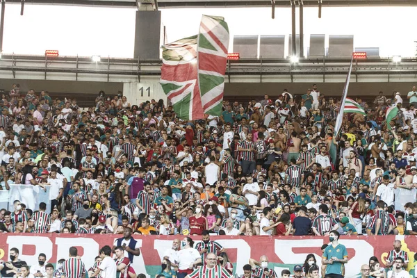 Fluminense ve America-MG. 21 Kasım 2021, Rio de Janeiro, Brezilya: Fluminense takımının taraftarları, Fluminense ve Amerika-MG arasında oynanan futbol maçı sırasında, Brezilya Futbol Şampiyonası 'nın 34.