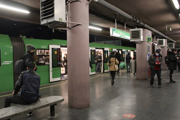 Int Gouvernement Italien Exige Green Pass Sur Les Transports Publics — Photo