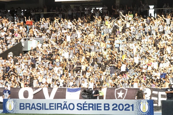 11月28 2021 ジャネイロ ブラジル Botafogoファンは グアラニとサッカーの試合中にチームを歓迎します ブラジルサッカー選手権第2部の38回戦のために有効 — ストック写真