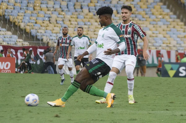 Fluminense ve America-MG. 21 Kasım 2021, Rio de Janeiro, Brezilya: Fluminense takımının taraftarları, Fluminense ve Amerika-MG arasında oynanan futbol maçı sırasında, Brezilya Futbol Şampiyonası 'nın 34.