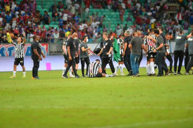 Brezilya Futbol Şampiyonası: Bahia ve Atletico Mineiro. 2 Aralık 2021 'de, Salvador, Bahia, Brezilya: Atletico Mineiro oyuncuları, Bahia' ya karşı 3-2 'lik galibiyetin ardından Brezilya Futbol Şampiyonası unvanını kutladı.
