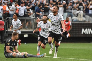 Brezilya Futbol Şampiyonası: Corinthians ve Gremio: 5 Aralık 2021, Sao Paulo, Brezilya: Gremio takımından Diego Souza 'nın Corinthians ve Gremio arasında oynanan 37.