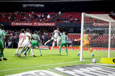 Brezilya Futbol Şampiyonası: Sao Paulo ve Juventude. Sao Paulo, Brezilya, 6 Aralık 2021 Sao Paulo: Sao Paulo ve Juventude arasında oynanan maçta Sao Paulo takımından Luciano 'nun attığı golün kutlanması.