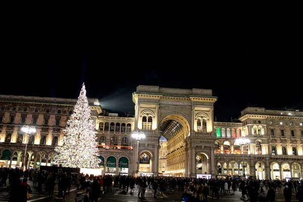 Int Slavnostní Vánoční Stromeček Duomo Miláně Prosince 2021 Milán Itálie — Stock fotografie