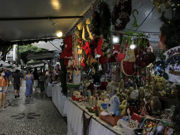 Χριστούγεννα Διακόσμηση Και Κίνηση Των Πεζών Για Calcadao Στην Curitiba — Φωτογραφία Αρχείου
