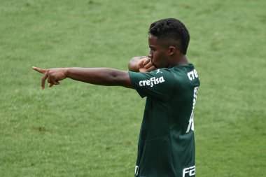Paulista U-17 Futbol Şampiyonası: Corinthians ve Palmeiras. 16 Aralık 2021, Sao Paulo, Brezilya. Corinthians ve Palmeiras arasındaki futbol maçı Paulista U-17 Futbol Şampiyonası finalinin ilk maçı için geçerlidir.