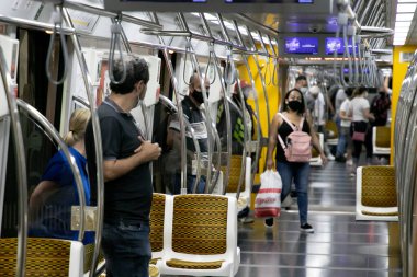 Vila Sonia Sarı Hat metro istasyonunun açılışı. 17 Aralık 2021, Sao Paulo, Brezilya: Sao Paulo Valisi Joao Doria (PSDB), 