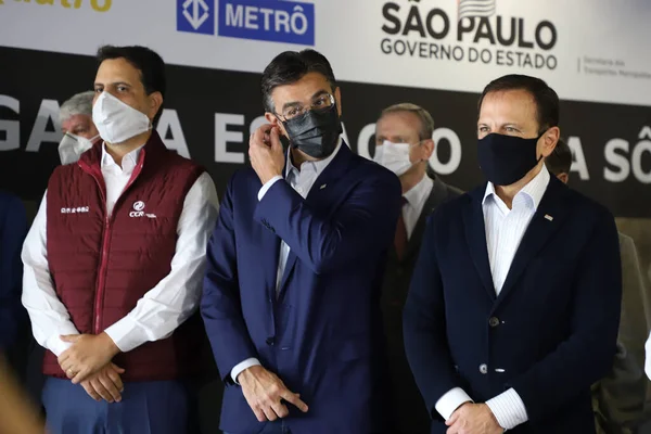 Vila Sonia Sarı Hat metro istasyonunun açılışı. 17 Aralık 2021, Sao Paulo, Brezilya: Sao Paulo Valisi Joao Doria (PSDB), 
