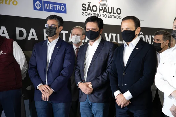 Vila Sonia Sarı Hat metro istasyonunun açılışı. 17 Aralık 2021, Sao Paulo, Brezilya: Sao Paulo Valisi Joao Doria (PSDB), 