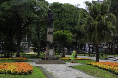 Rainy day with winter face in Curitiba. January 11, 2022, Curitiba, Parana, Brazil: Pedestrian movement on the Calcadao da XV and Santos Andrade Square, in downtown Curitiba, on another rainy day in the city, on Tuesday (11). Colder weather