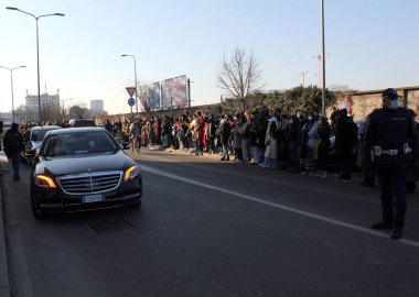 Milan Fashion Week: Prada Fall/Winter 2022 Men's Collection. January 16, 2022, Milan, Italy. Not even the Omicron variant can scare the Italian fashion giant. The Fall/Winter 2022 collection immerses us in the Miuccia x Simons universe