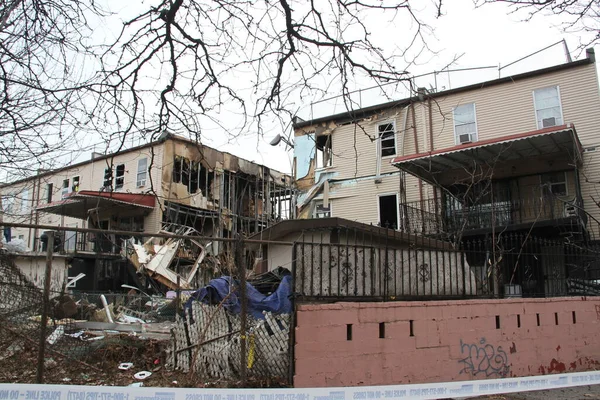 Bei Einer Explosion Einem Haus Der Bronx Ist Eine Jahre — Stockfoto