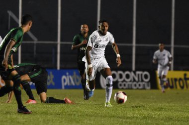 Yarı final: Sao Paulo Gençler Futbol Kupası 2022: Santos ve Amerika-MG. 21 Ocak 2022, Sao Caetano do Sul, Sao Paulo, Brezilya: Santos takımından Lucas Barbosa, Santos ile Amerika-MG arasındaki futbol maçındaki golünü kutluyor.