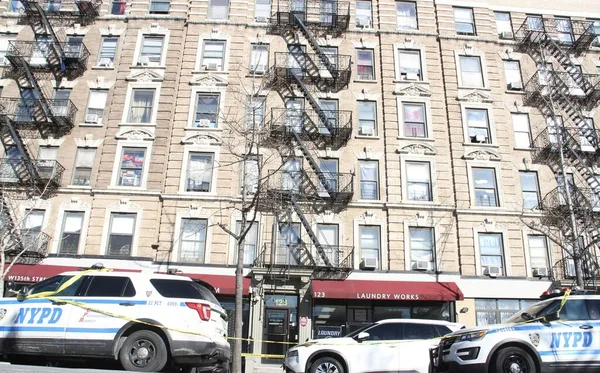 Harlem 119 Batı 135 Caddesinde Iki Polis Memurunun Trajik Bir — Stok fotoğraf