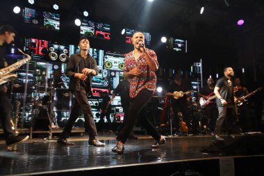 Brezilyalı şarkıcı Alexandre Pires 'in Florianopolis' teki Jurere Internacional 'da verdiği konser. 23 Ocak 2022, Florianopolis, Santa Catarina, Brezilya: Brezilyalı şarkıcı Alexandre Pires, P12 'deki' Baile do Nego Veio 'turnesi sırasında 
