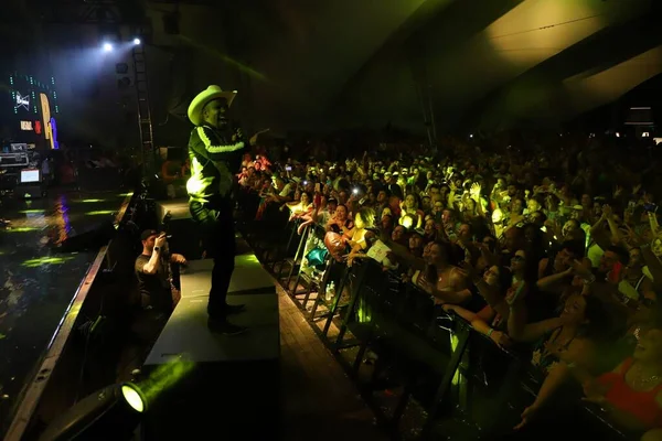 Brezilyalı Şarkıcı Alexandre Pires Florianopolis Teki Jurere Internacional Verdiği Konser — Stok fotoğraf