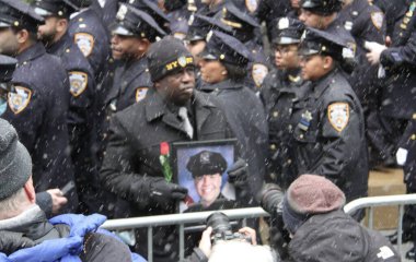 Jason Rivera için cenaze töreni, St. Patricks Katedrali 'nde NYPD memuru öldürüldü. 28 Ocak 2022, New York, ABD: Öldürülen NYPD memuru Jason Rivera 'nın cenaze töreni, 28 Ocak Cuma günü Saint Patricks Katedrali' nde gerçekleşti