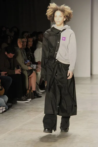 Global Fashion Collective Nyfw Nolo Kinderen Februari 2022 Brooklyn New — Stockfoto