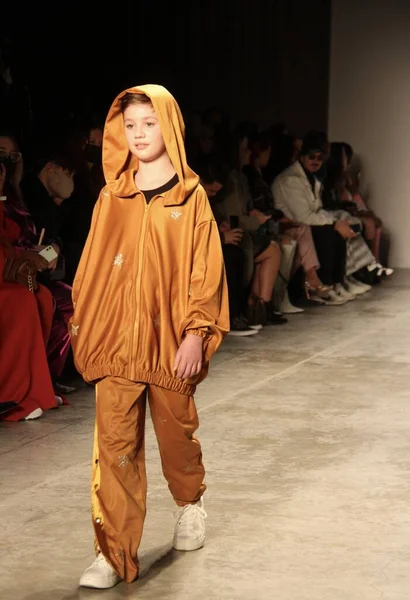 Global Fashion Collective Nyfw Nolo Kids Лютого 2022 Бруклін Нью — стокове фото