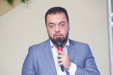 Ana atletizm müsabakalarının dönüşüyle ilgili basın toplantısı. 15 Şubat 2022, Rio de Janeiro, Brezilya: Palacio Guanabara 'da Rio de Janeiro Dış İşleri Bakanı Gutemberg Fonseca ile basın toplantısı