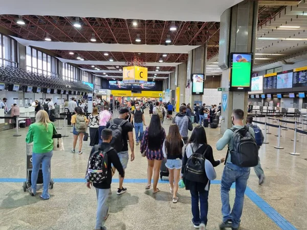 Brazilië Sao Paulo Februari 2022 Veel Beweging Guarulhos International Airport — Stockfoto