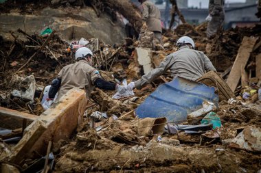 Petropolis 'teki yağmurlar yüzünden heyelan sonucu oluşan hasarın görüntüsü. 24 Şubat 2022, Petropolis, Rio de Janeiro, Brezilya: Morro da Oficina 'da yağan yağmurlar nedeniyle heyelanın yol açtığı hasarın görüntüsü