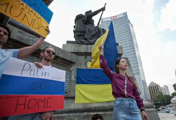 Int Протест Украинцев Против Вторжения России Украину Мехико Февраля 2022 — стоковое фото
