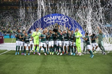 Sudamericana Futbol Recopa Finali: Palmeiras ve Athletico-PR. 2 Mart 2022, Sao Paulo, Brezilya. Athletico Paranaensa 'ya karşı 2-0' lık galibiyetten sonra Sudamericana Futbol Recopa Finali