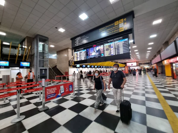 Movimiento Pasajeros Aeropuerto Congonhas Sao Paulo Marzo 2022 Sao Paulo —  Fotos de Stock