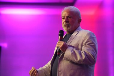 Eski Başkan Lula, Sao Paulo 'da kadınlarla bir toplantıya katılıyor. 10 Mart 2022, Sao Paulo, Brezilya: Eski Cumhurbaşkanı Luiz Inacio Lula da Silva, PT 'ler tarafından düzenlenen Brezilya' yı yeniden inşa etmek için Lula ile yapılan toplantıya katıldı. 