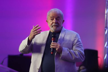 Eski Başkan Lula, Sao Paulo 'da kadınlarla bir toplantıya katılıyor. 10 Mart 2022, Sao Paulo, Brezilya: Eski Cumhurbaşkanı Luiz Inacio Lula da Silva, PT 'ler tarafından düzenlenen Brezilya' yı yeniden inşa etmek için Lula ile yapılan toplantıya katıldı. 