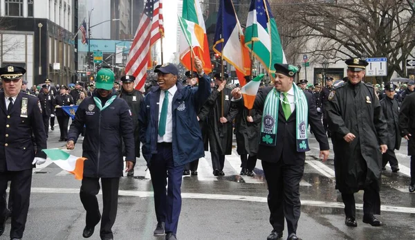 Burmistrz Nowego Jorku Eric Adams Uczestniczy Paradzie Dnia Świętego Patryka — Zdjęcie stockowe
