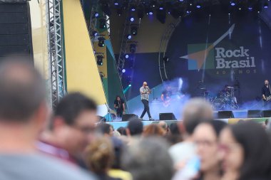 (Band Plebe Rude, Rock Brasil 40 Anos (SP) müzik festivalinde sahne aldı. 27 Mart 2022, Sao Paulo, Brezilya: Band Plebe Rude, Rock Brasil 40 Anos, Latin Amerika Memorial, Sao Paulo 'da 27 Pazar günü sahne alacak.)