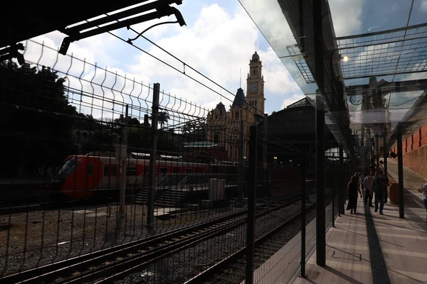 Pemerintah Sao Paulo Memberikan Koneksi Antara Cptm Luz Station Dan — Stok Foto