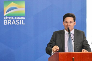 Bolsonaro Hükümeti Bakanlarının Göreve başlama töreni ve Veda Töreni. 31 Mart 2022, Brezilya Federal Bölgesi: Brezilya Cumhurbaşkanı Jair Bolsonaro Palacio 'daki yeni bakanların açılış törenine katıldı 