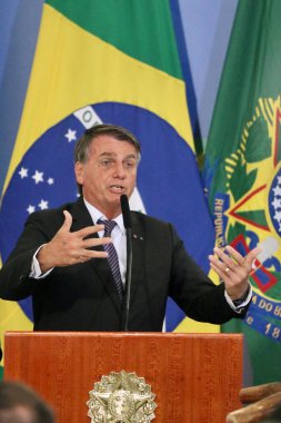 Bolsonaro Hükümeti Bakanlarının Göreve başlama töreni ve Veda Töreni. 31 Mart 2022, Brezilya Federal Bölgesi: Brezilya Cumhurbaşkanı Jair Bolsonaro Palacio 'daki yeni bakanların açılış törenine katıldı 